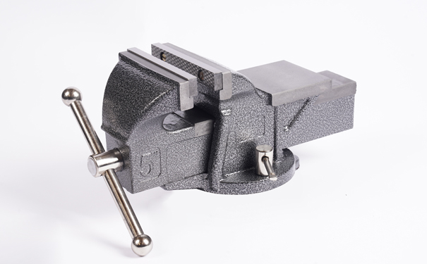 輕型臺虎鉗固定